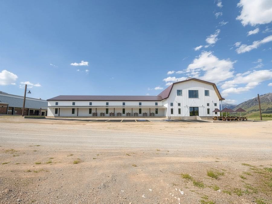 Cedar Ridge Farms elevation